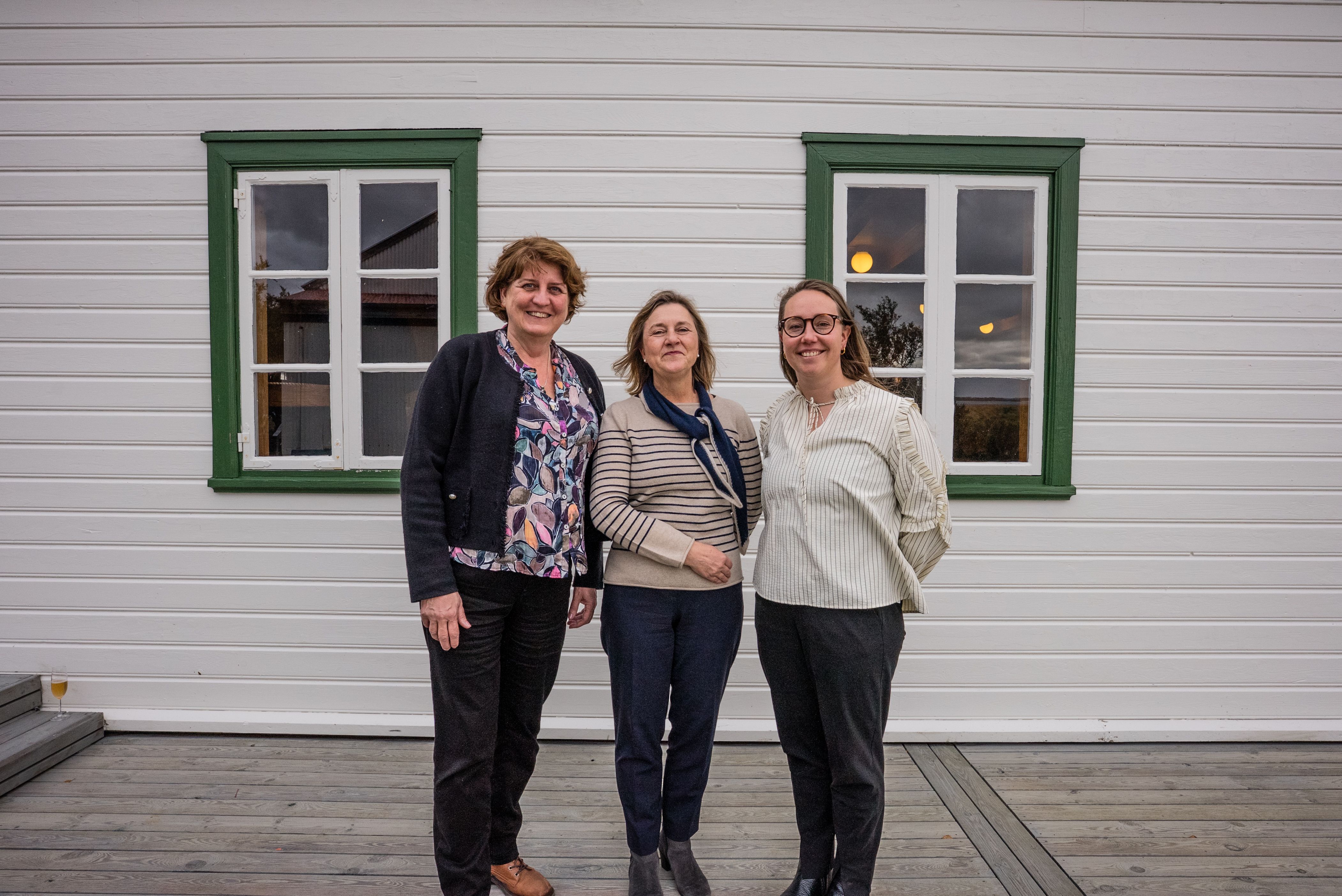 Ragnheiður I. Þórarinsdóttir, rektor LBHÍ, Clara Ganslandt, sendiherra Evrópusambandsins á Íslandi og Jóhann Gísladóttir, starfandi verkefnastjóri verkefnisins. Mynd: James Becker